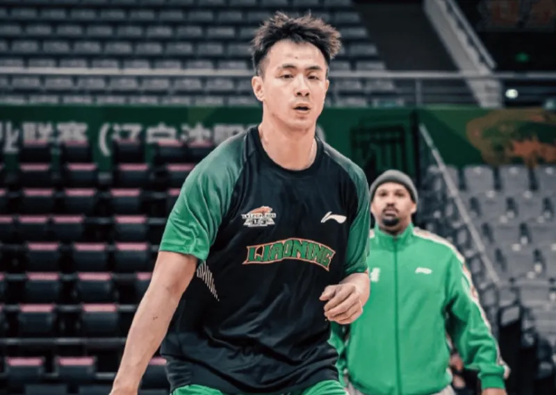 开云体育app-辽篮训练师Wallace发文：很高兴看到我的兄弟赵继伟重回赛场